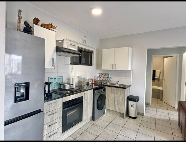 2 BEDROOM SECTIONAL TITLE FOR SALE IN PARKLANDS NORTH